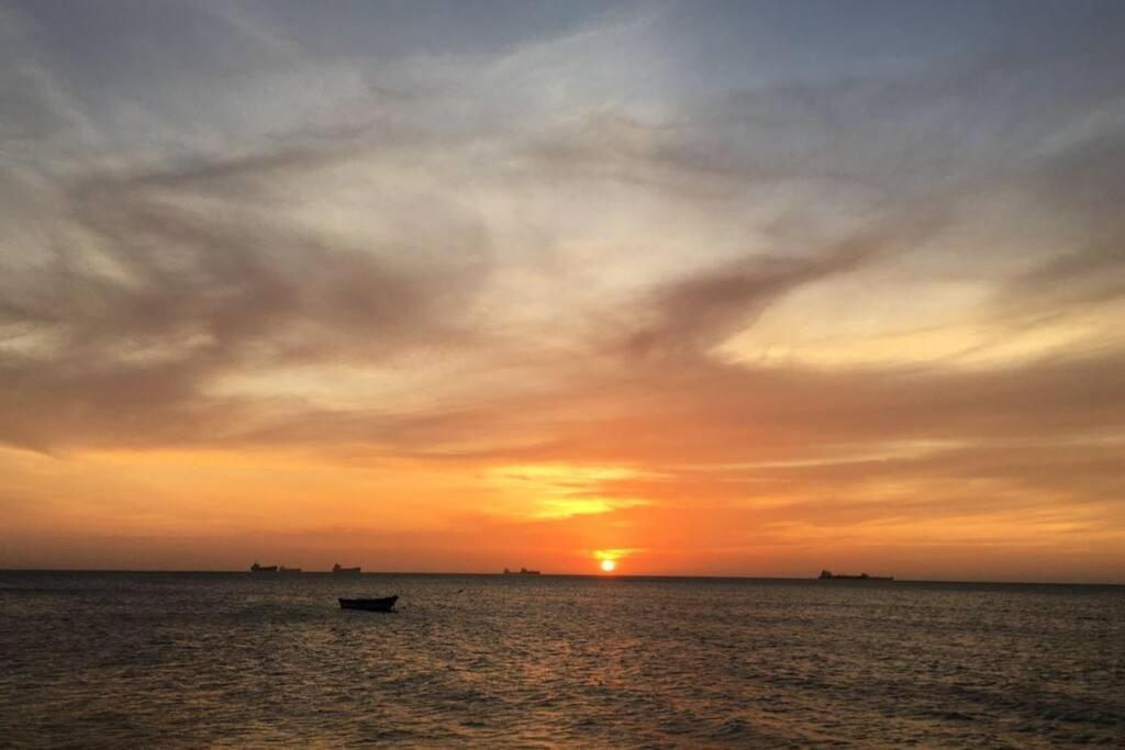 A 5 Minutos De La Playa Horizonte, * Santa Marta (Magdalena)